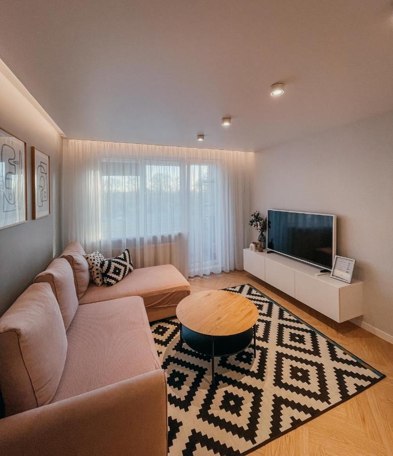Vytautas Park Apartment With Free Parking 马里扬泊列 外观 照片