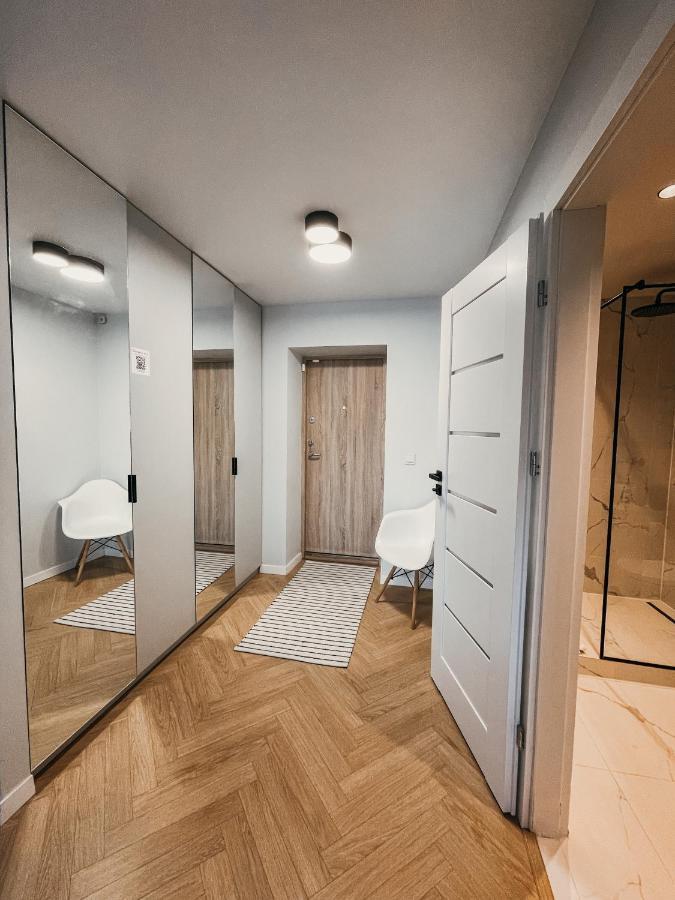 Vytautas Park Apartment With Free Parking 马里扬泊列 外观 照片